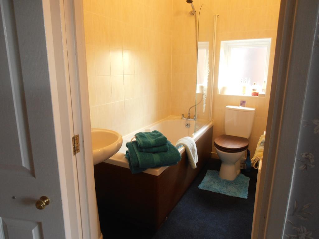 מורפת' Riverside Guest House חדר תמונה